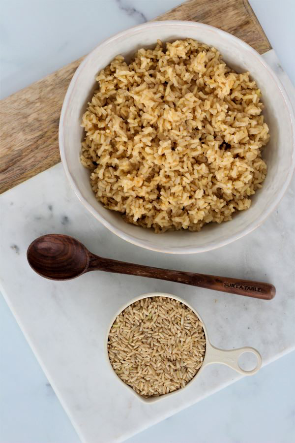 Overhead image of cooked brown rice.