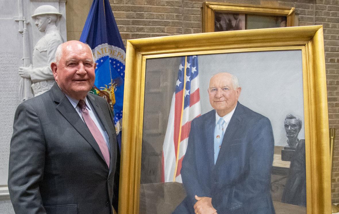 USDA Secy Sonny-Perdue-with-Portrait