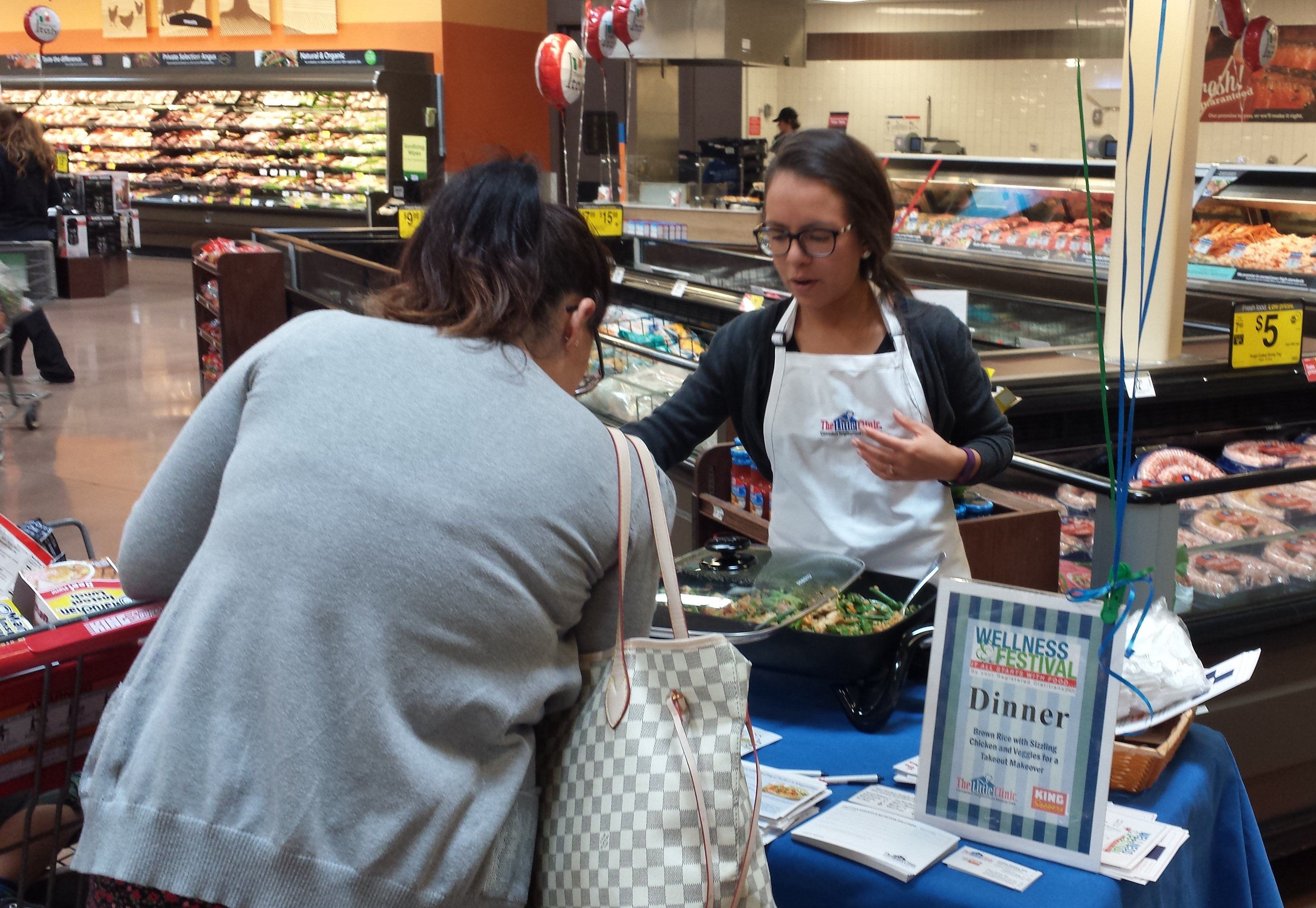 Valued-Dietitians-@-Kroger,-Wellness-Festival-Rice-Sampling