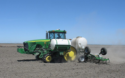 Fertilizing CA Rice Field, Bruce Linquist photo