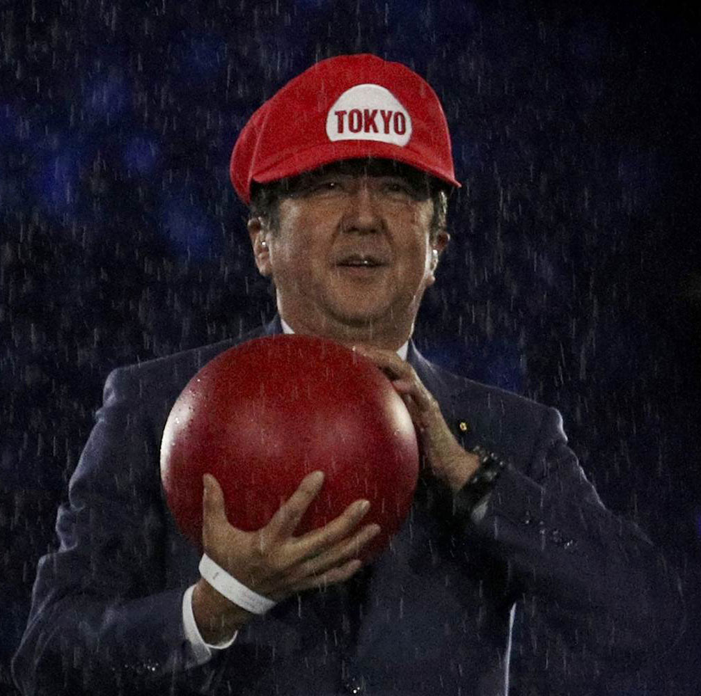 IP.w-Shinzo-Abe,-Super-Mario-160823