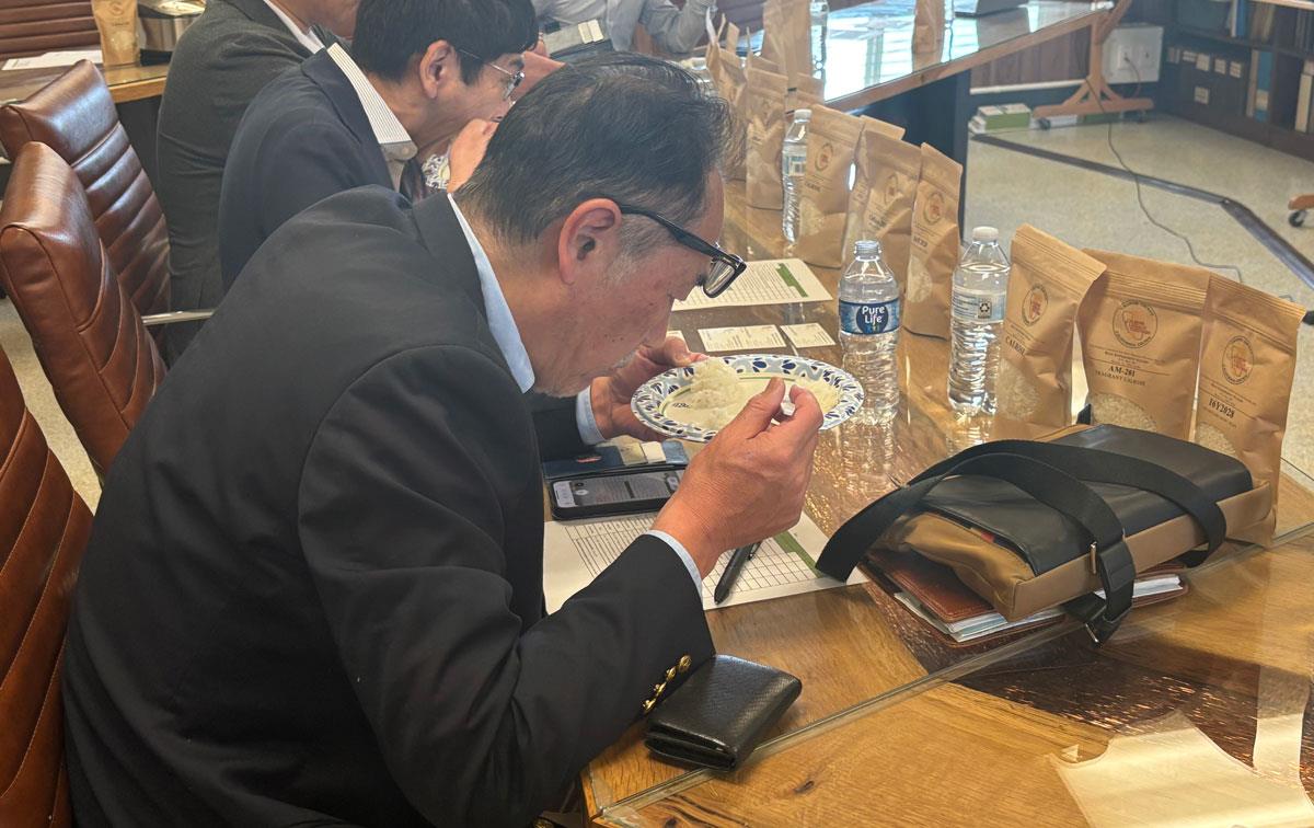 Japan Reverse Trade Mission, blind taste test of rice varieties at CA Rice Experiment Station