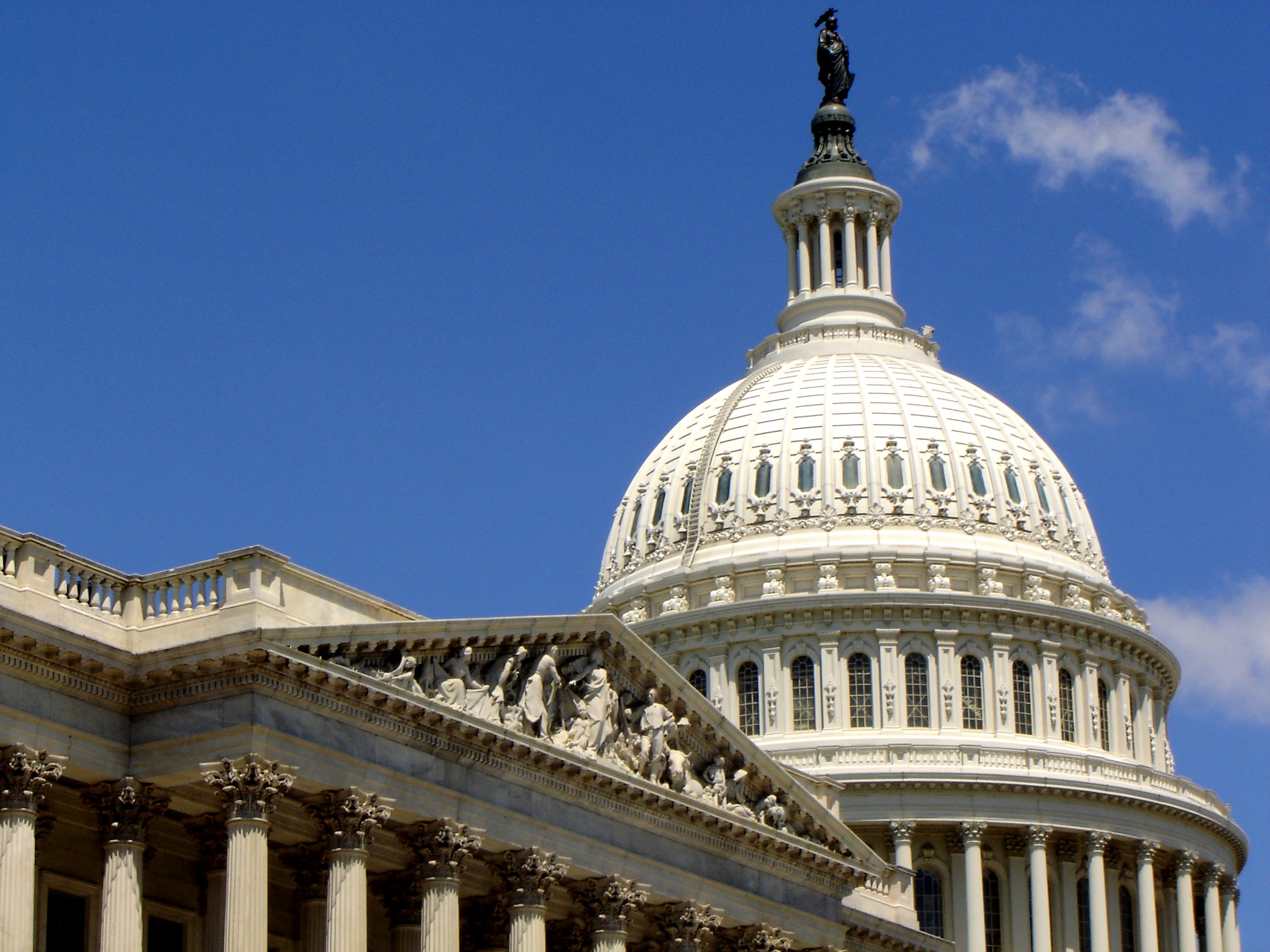 Capitol_Dome_from_Southeast