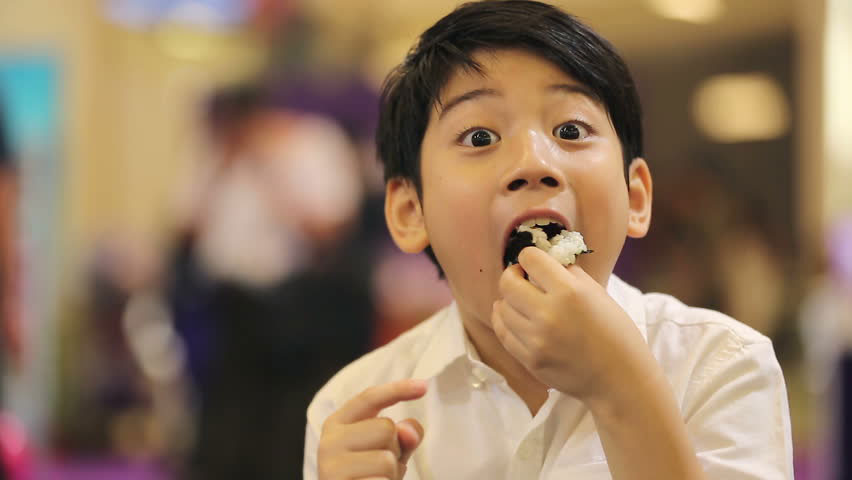 ITP.w-20th-Annual-Japan-Technical-Mtg,-boy-eating-rice-170824