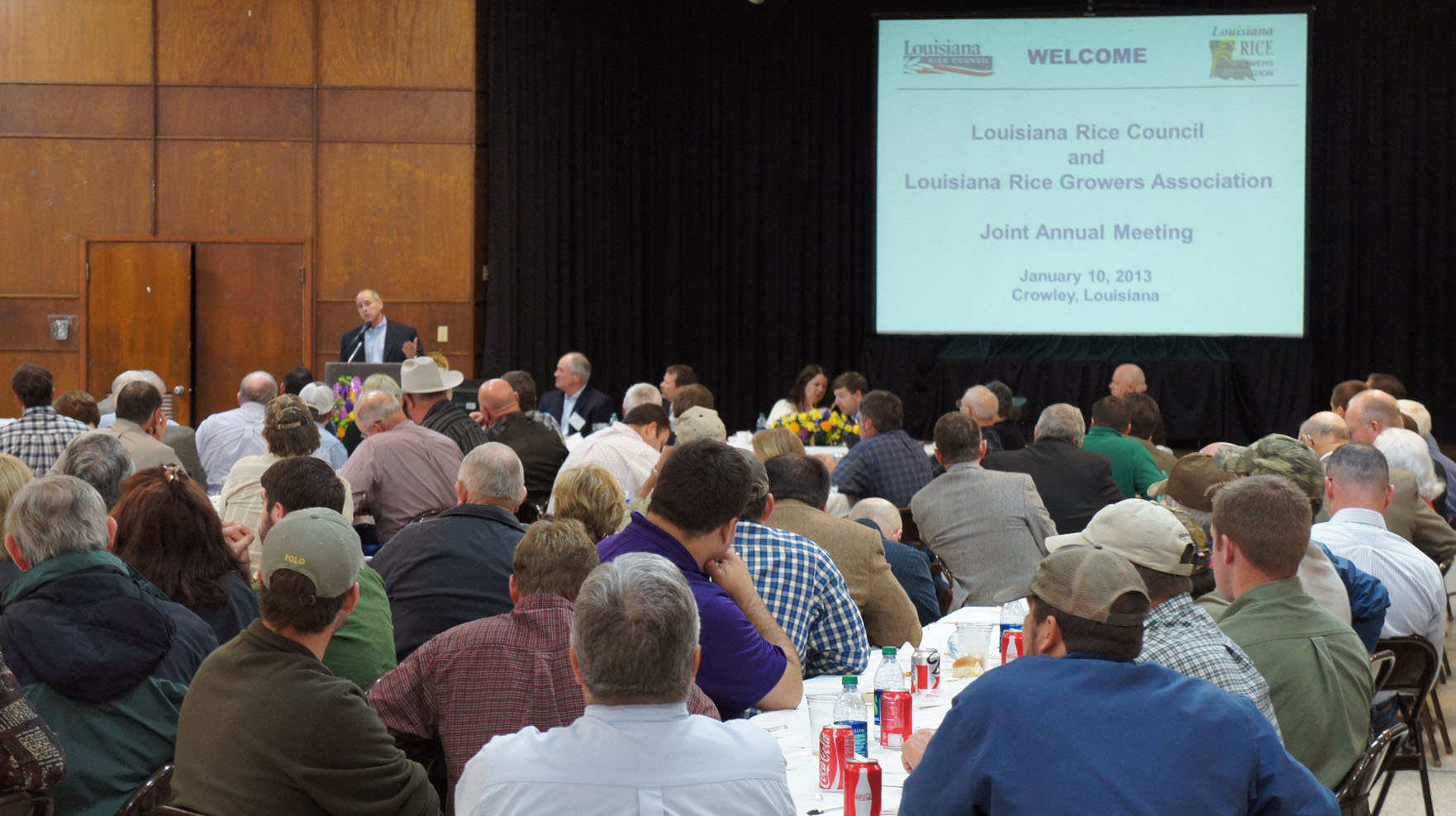 Picture of crowd at NELA Rice Forum